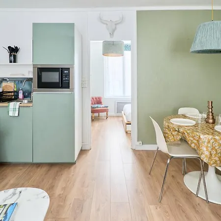 La Loge Des Carmes -Coeur De Nantes Wifi Appartement Buitenkant foto